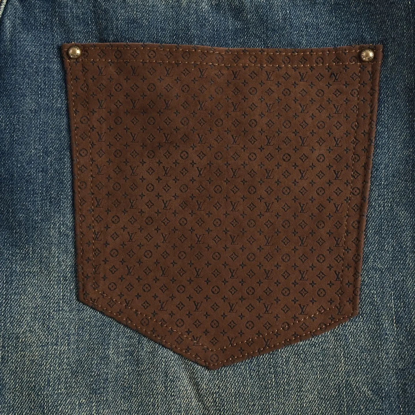 Louis Vuitton/Louis Vuitton back pocket leather jeans